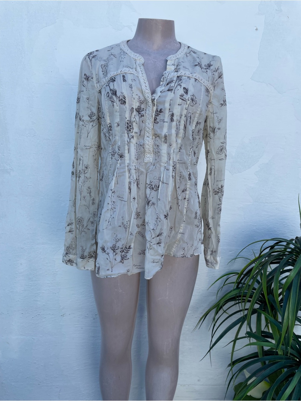 Maeve Cream Floral Lace-Trim Peasant Blouse